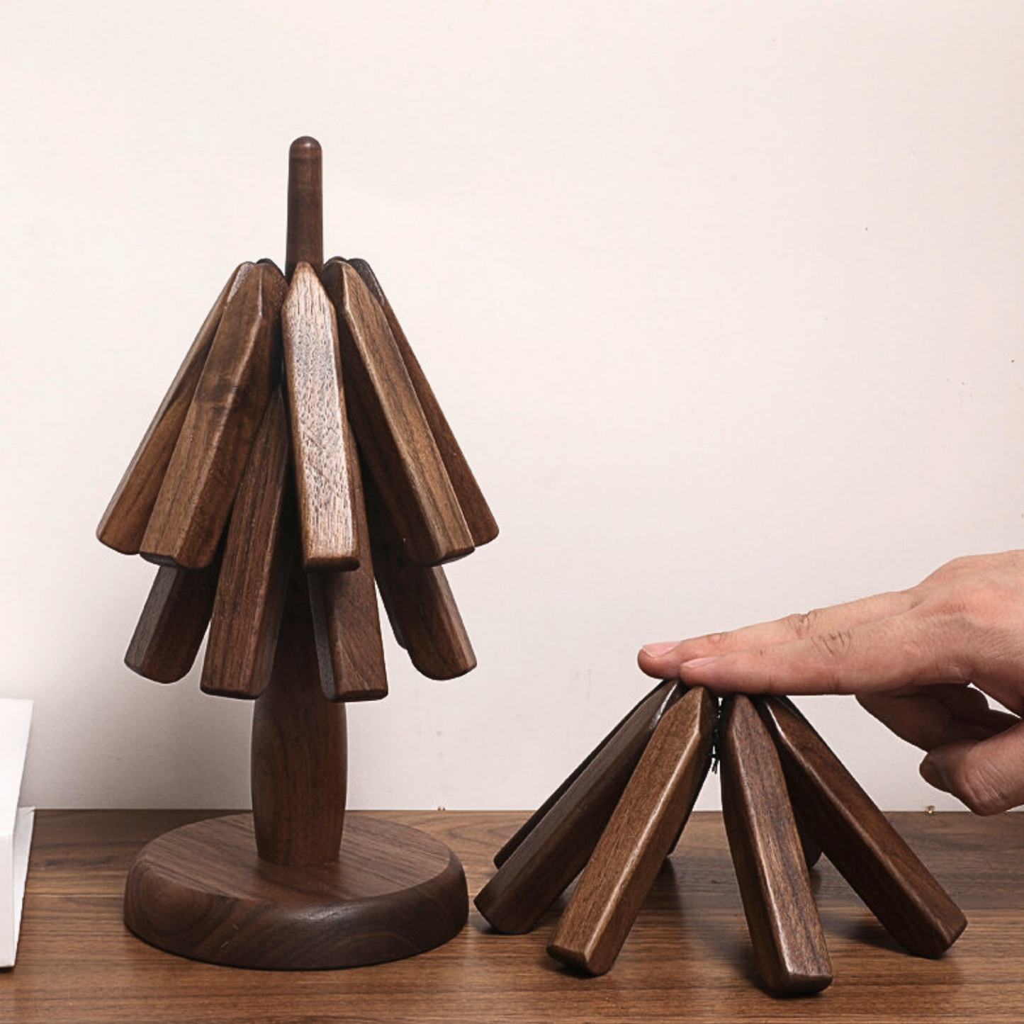 Walnut Wood Tree Coaster - Beanowa