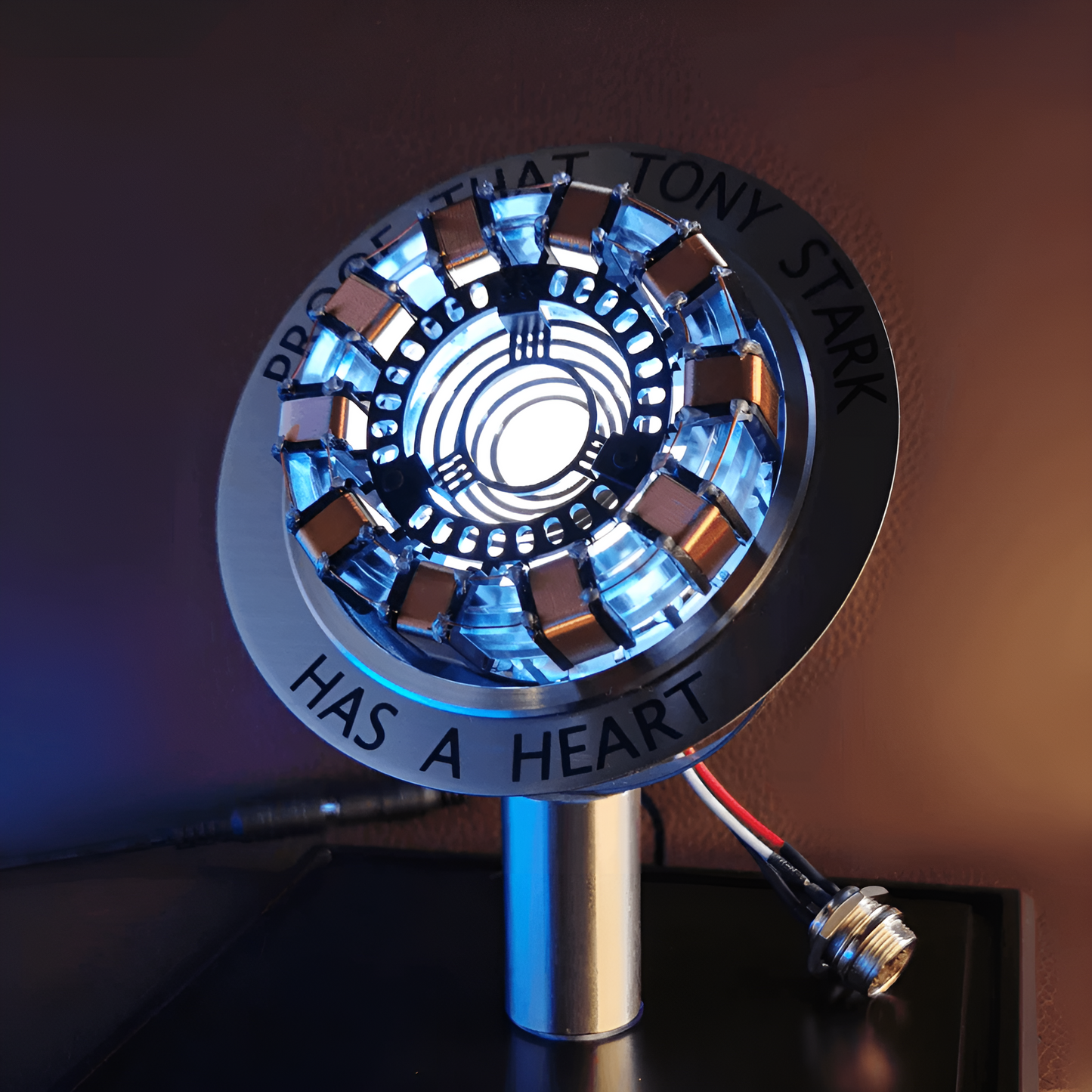 Iron Arc Reactor Heart LED Lamp | Aluminums stand