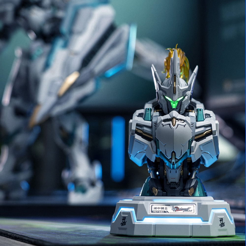 Gundam USB charging station