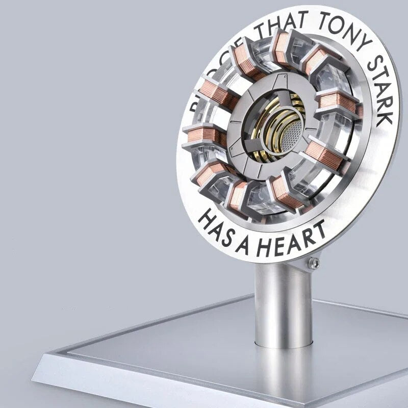 Iron Arc Reactor Heart LED Lamp | Aluminums stand